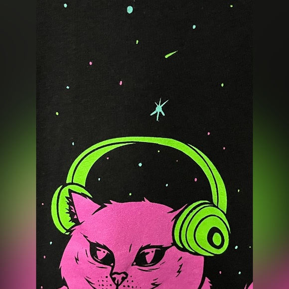 Cat TShirts Women Men Original Design DJ Space Cat Ltd Print W/ Sticker S-XL - Picture 3 of 16
